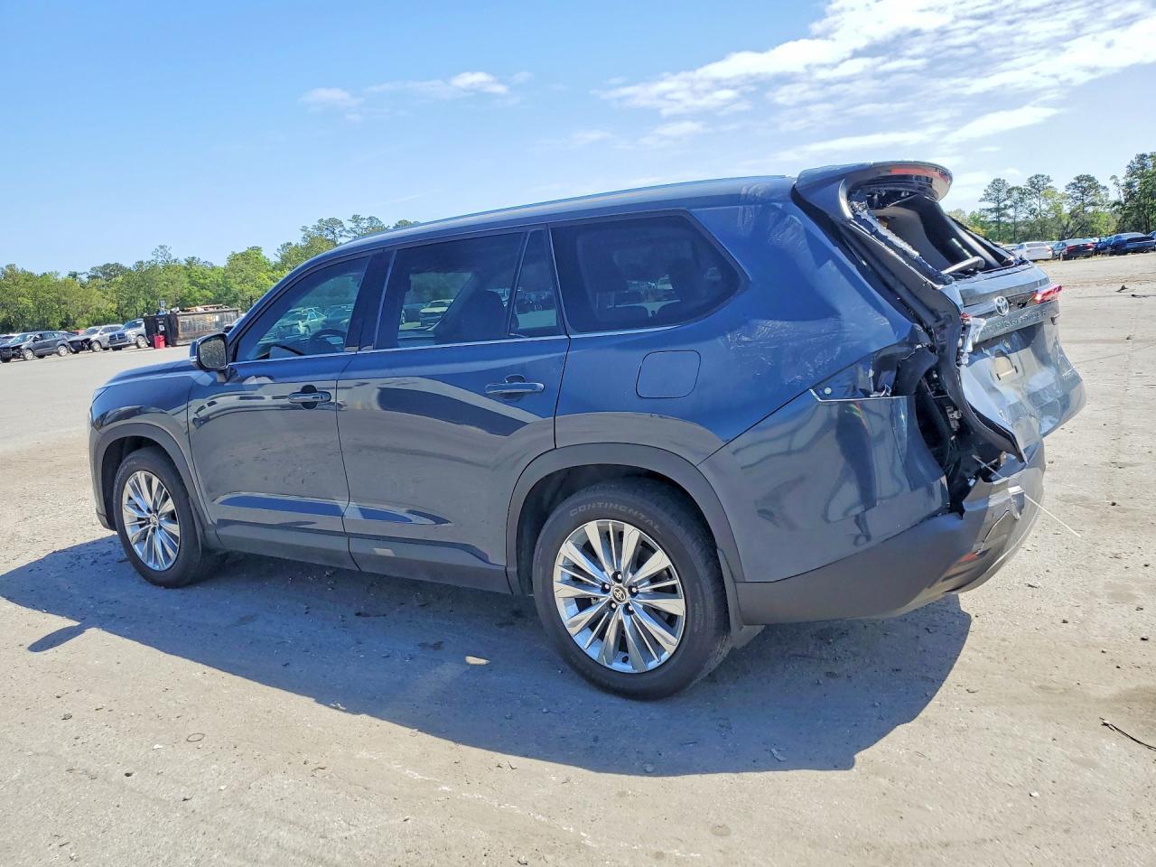 2024 TOYOTA HIGHLANDER