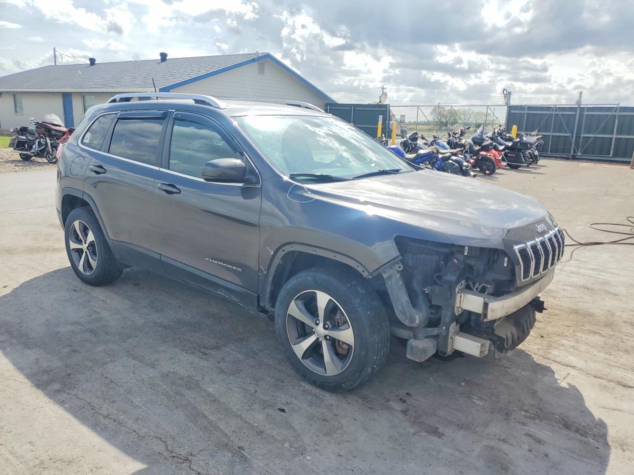 2020 JEEP CHEROKEE