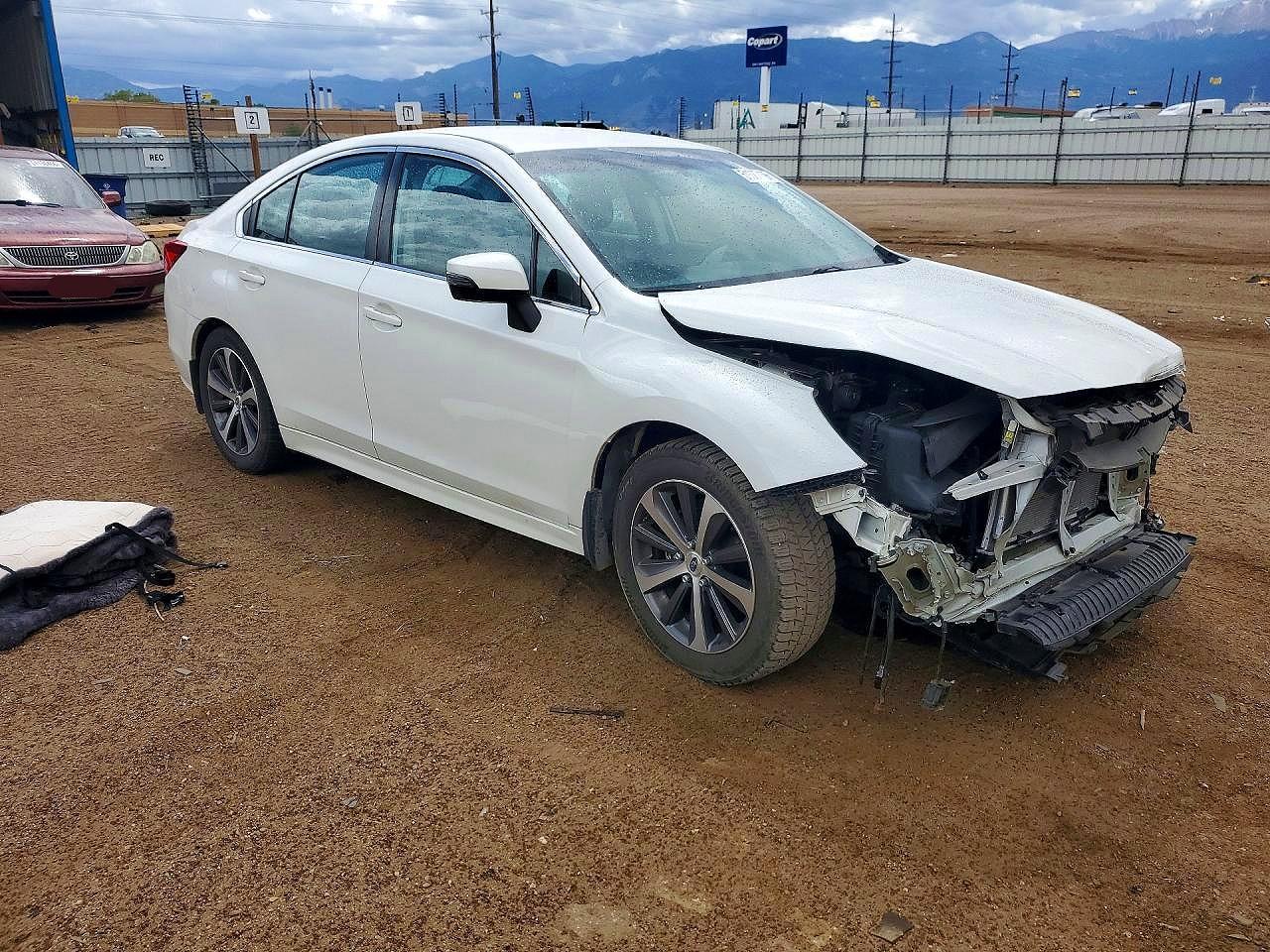 2016 SUBARU Legacy