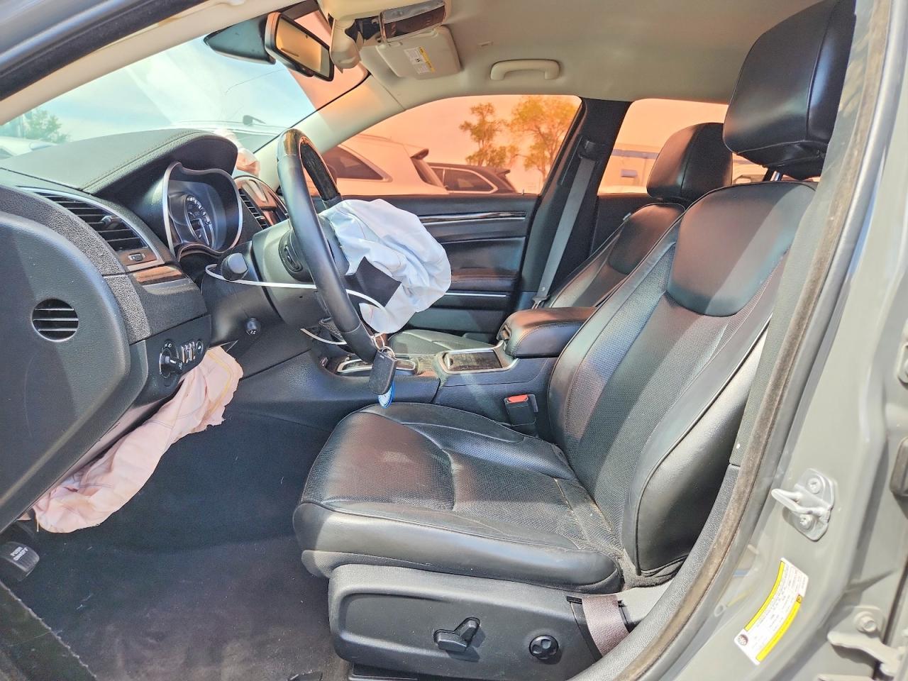 2018 CHRYSLER 300