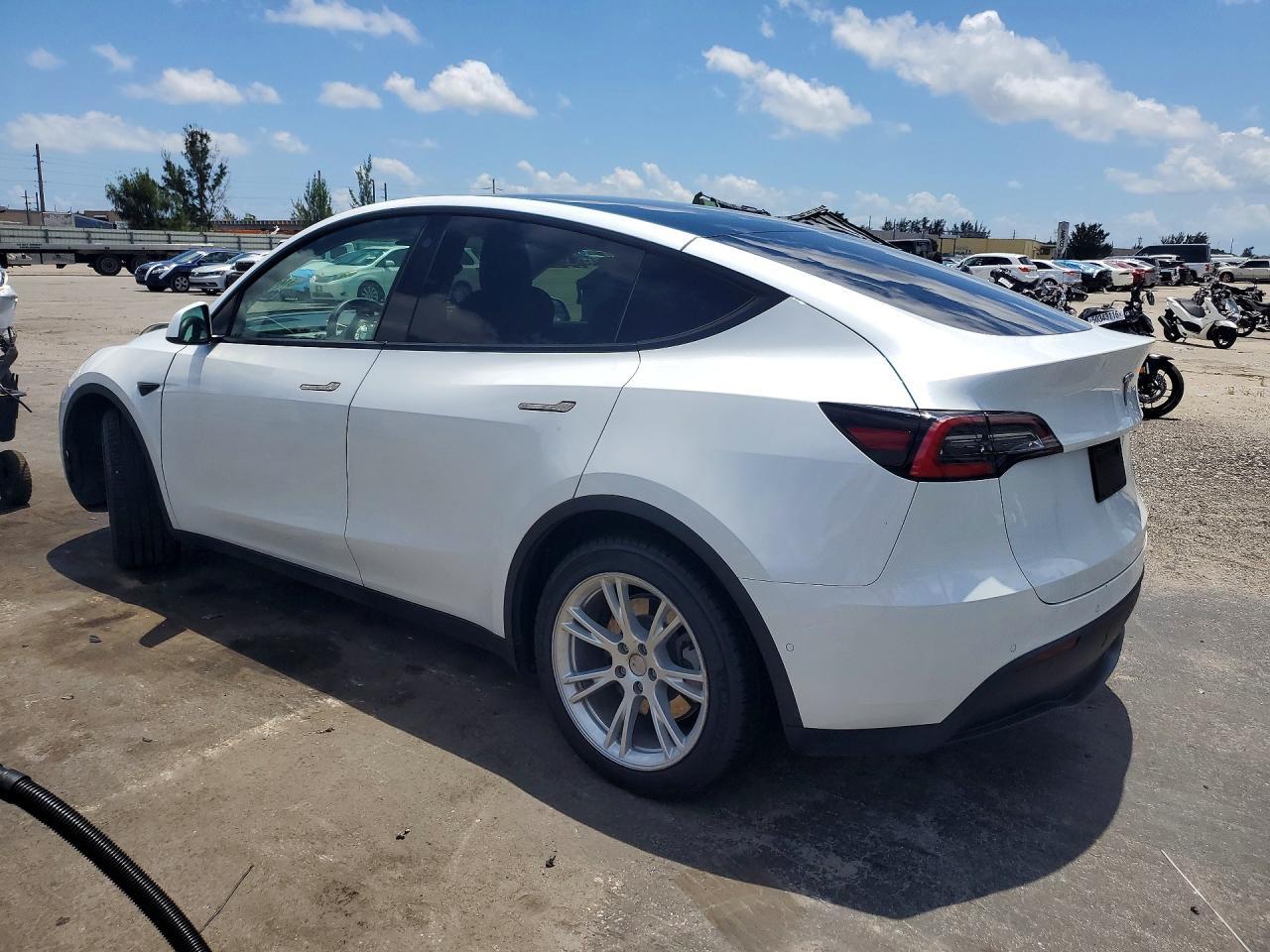 2021 TESLA MODEL Y