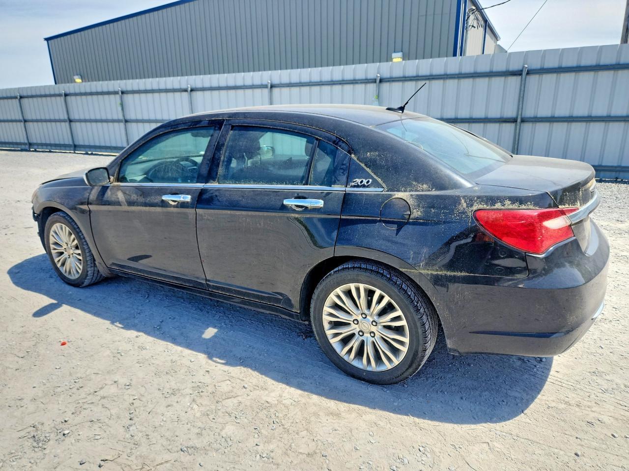 2011 CHRYSLER 200