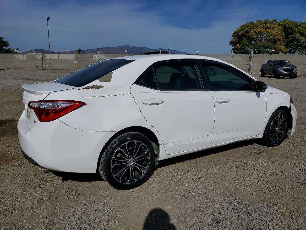2014 TOYOTA COROLLA