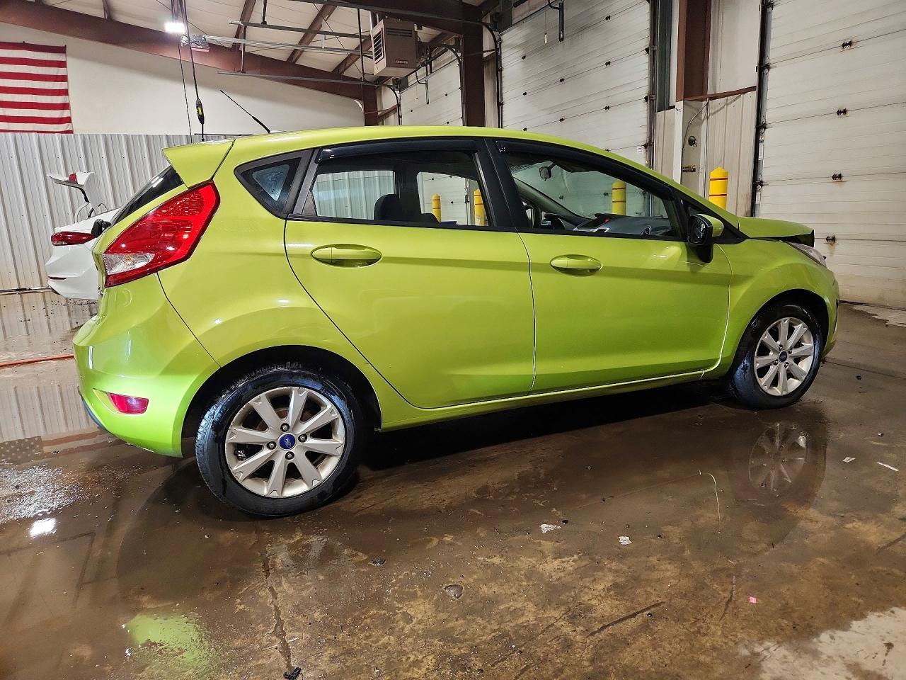 2012 FORD Fiesta