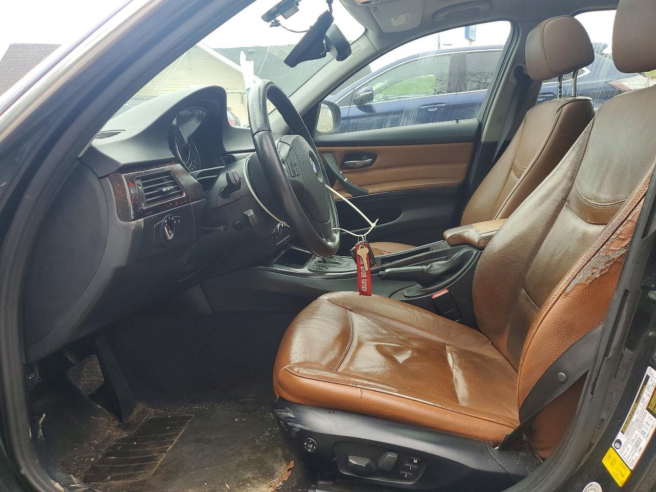 2011 BMW 3 SERIES