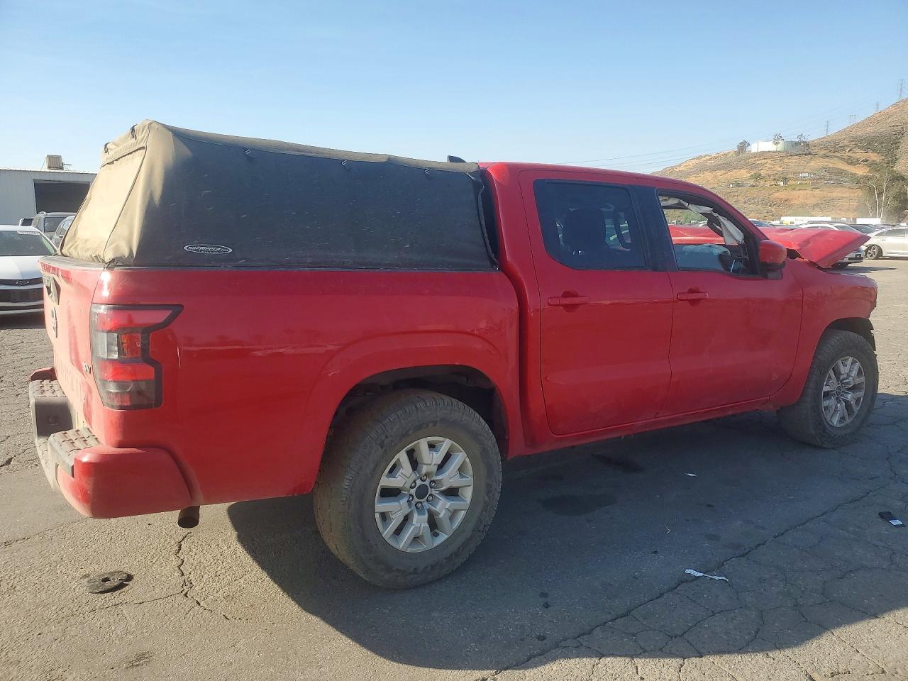 2022 NISSAN Frontier