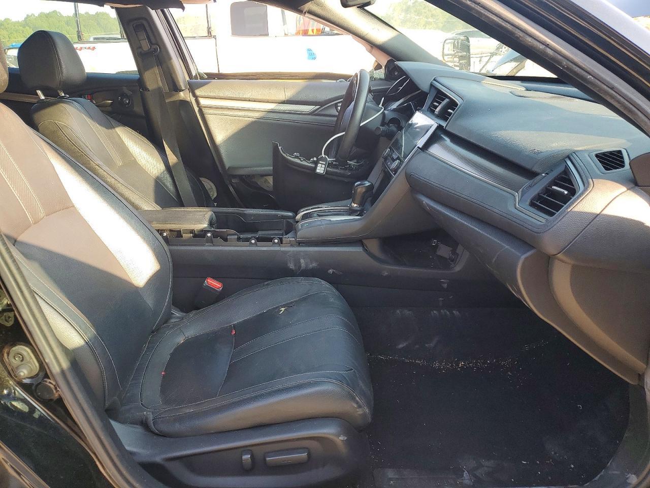 2018 HONDA CIVIC