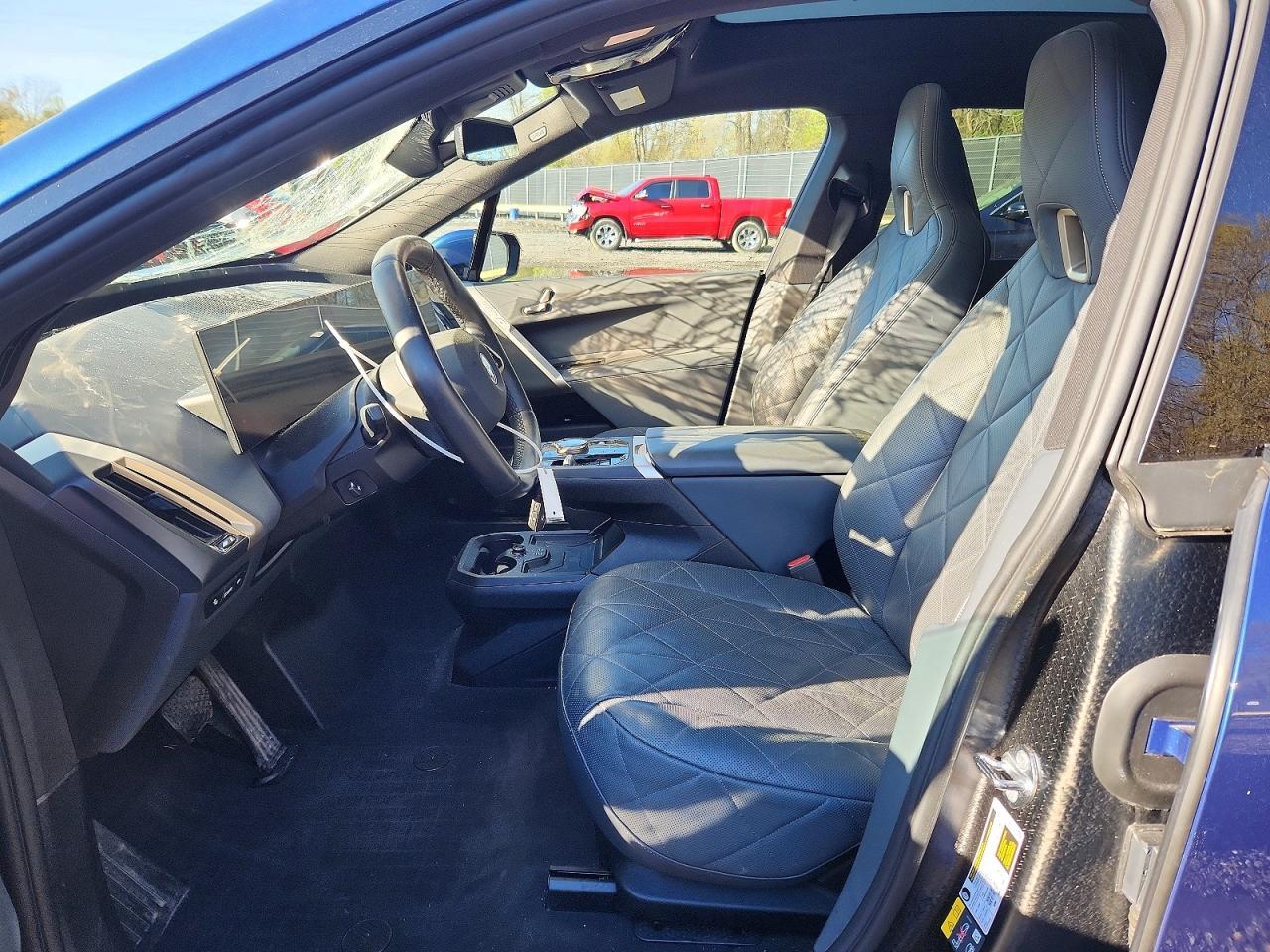 2024 BMW iX