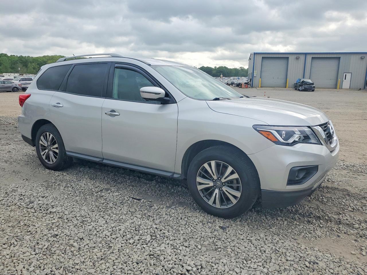 2018 NISSAN PATHFINDER