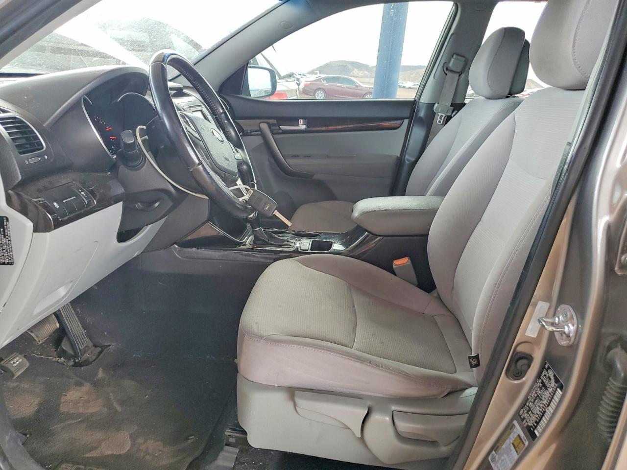2014 KIA SORENTO