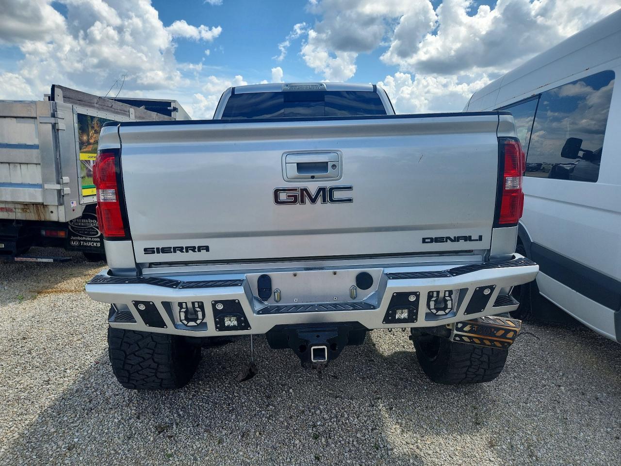 2018 GMC Sierra