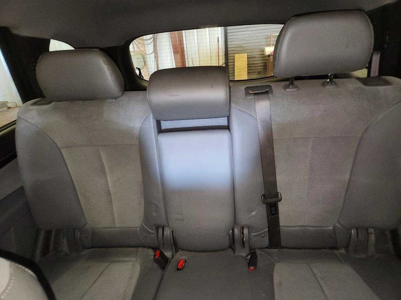 2011 HYUNDAI SANTA FE