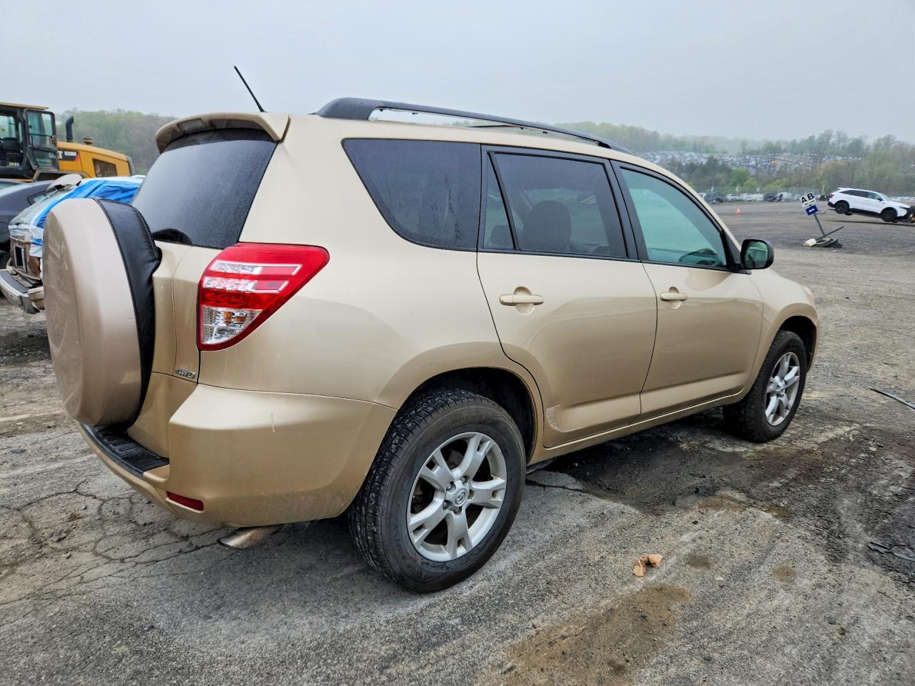 2011 TOYOTA RAV4