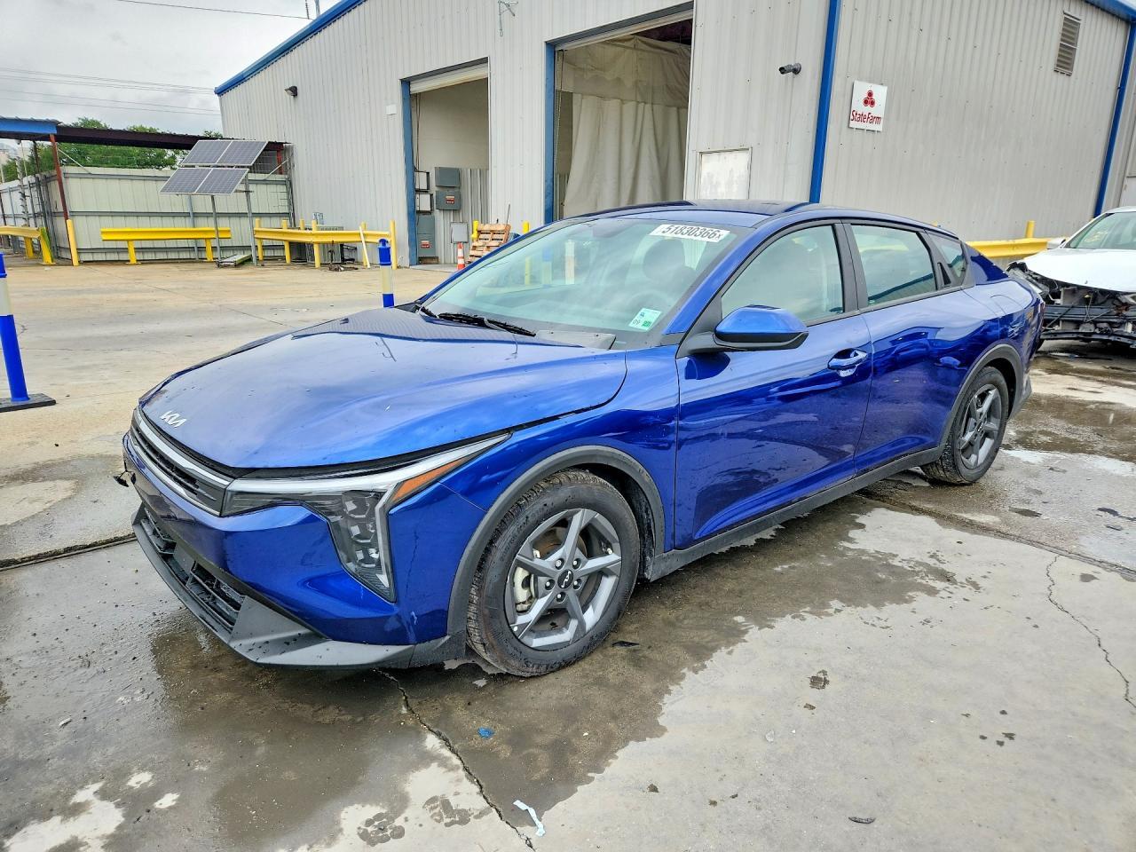 2025 KIA K4