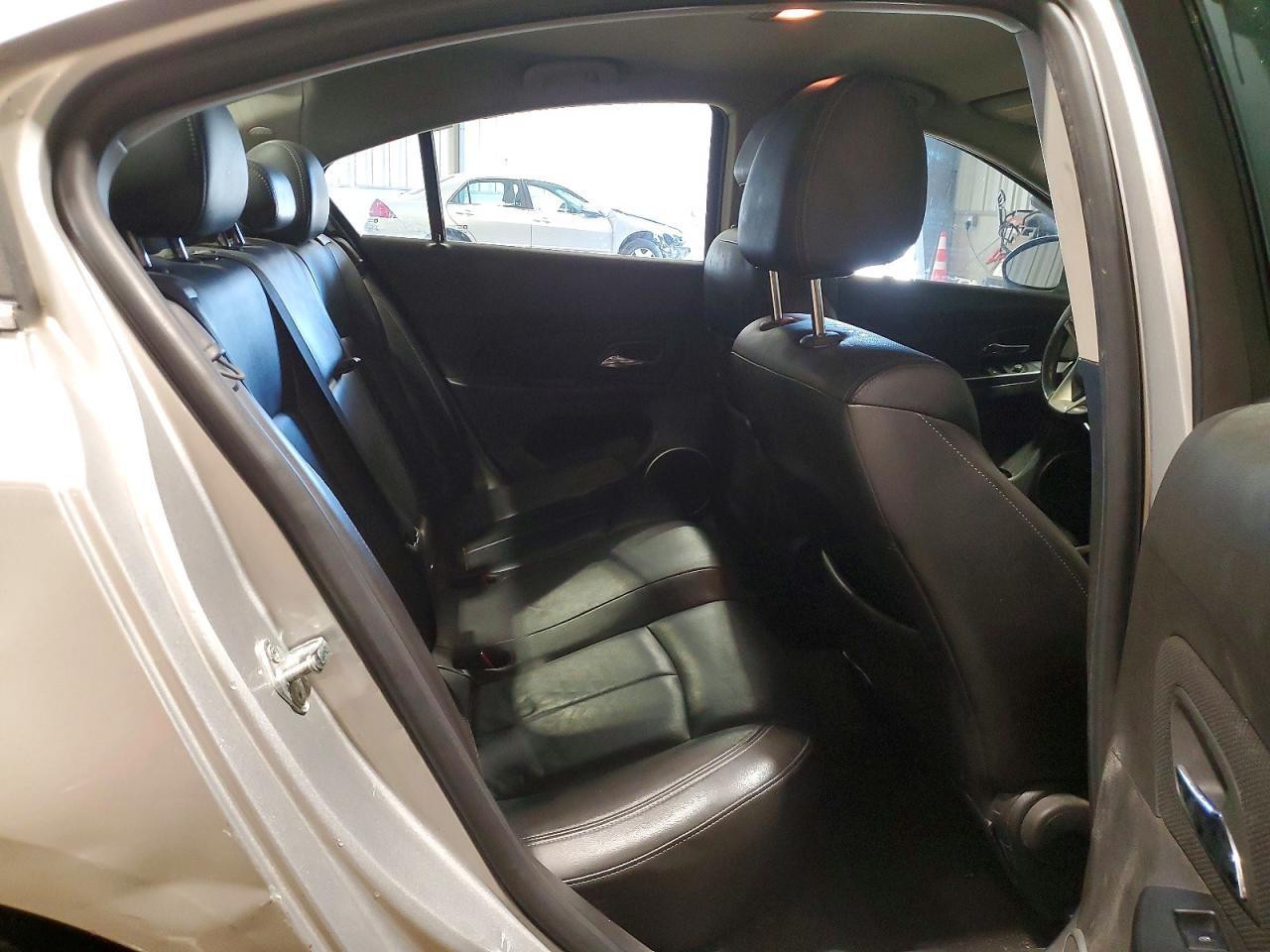 2011 CHEVROLET CRUZE