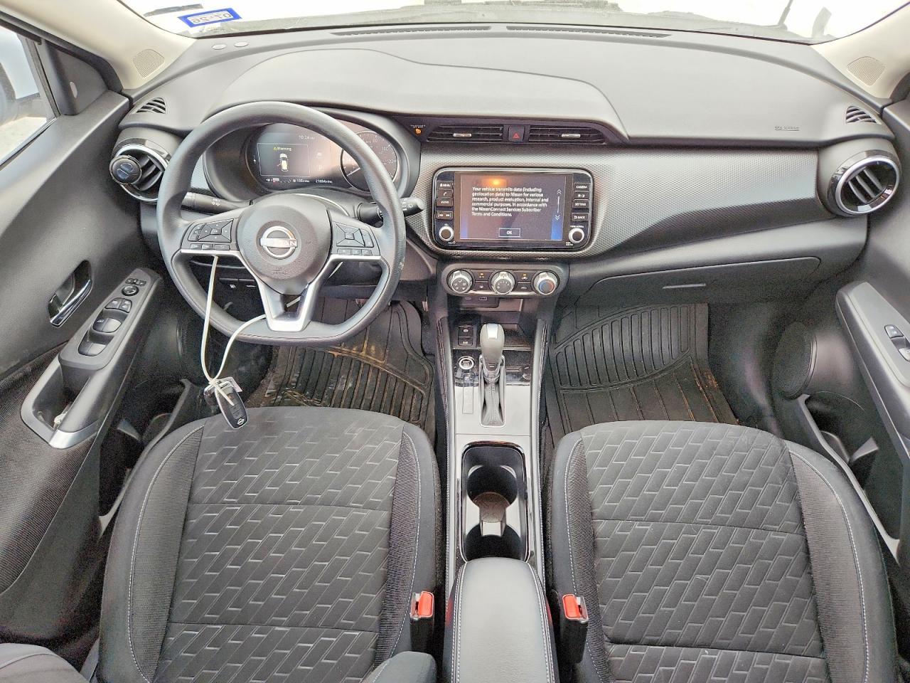 2024 NISSAN KICKS
