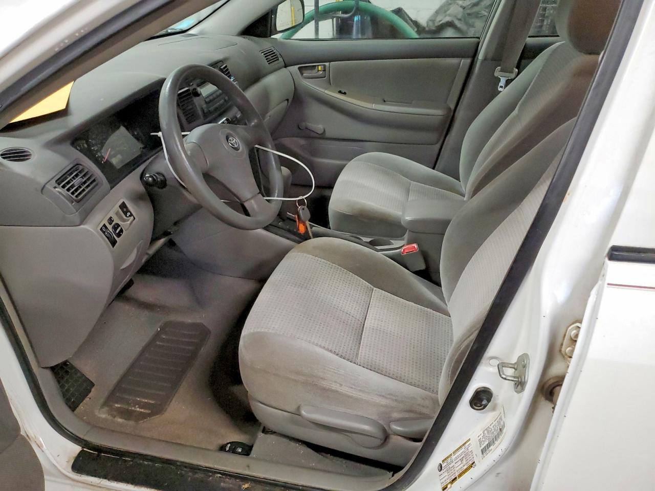 2006 TOYOTA COROLLA
