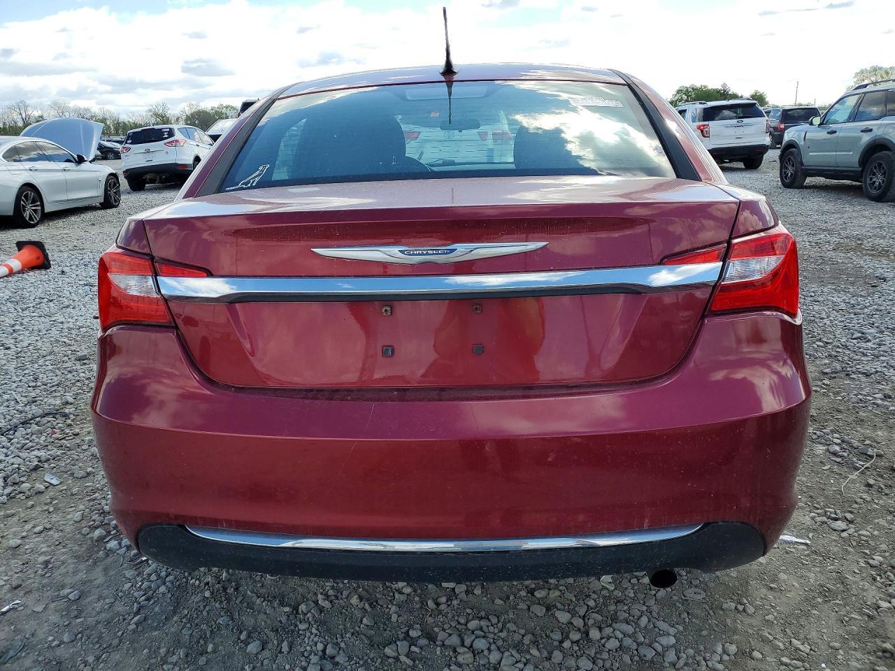 2012 CHRYSLER 200