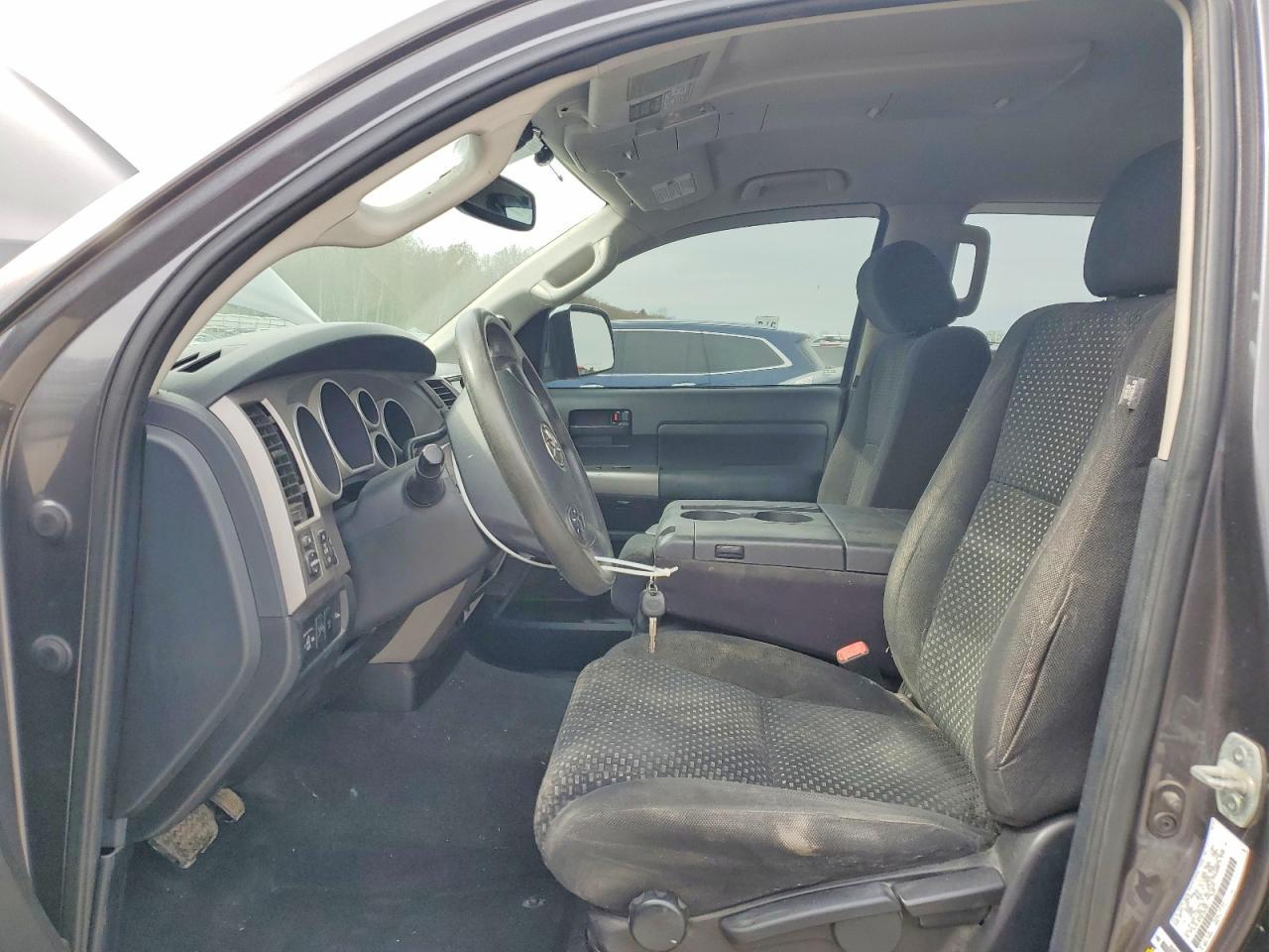 2012 TOYOTA TUNDRA
