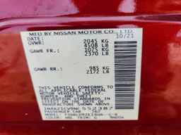 2022 NISSAN LEAF