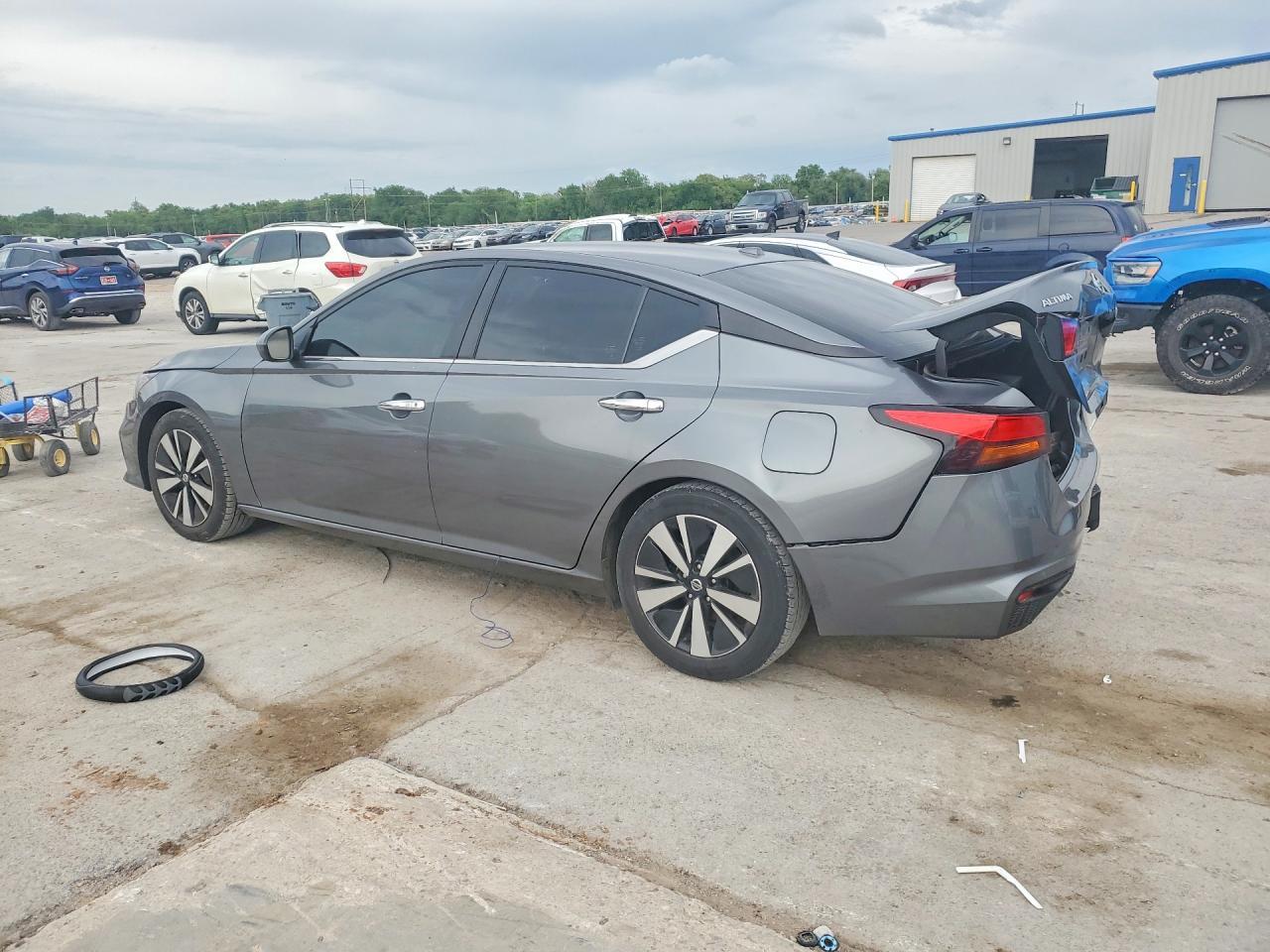 2022 NISSAN ALTIMA