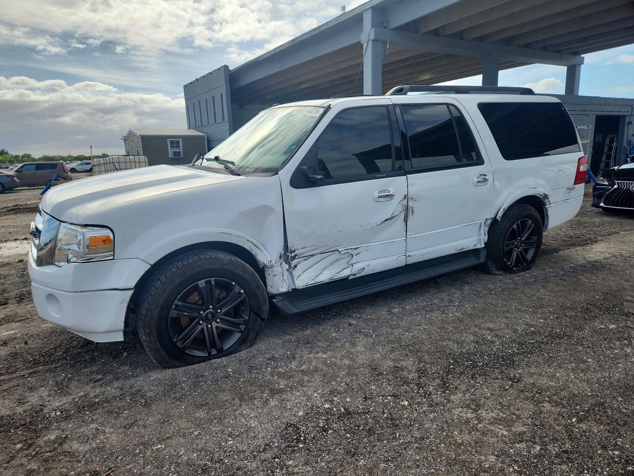 2013 FORD Expedition