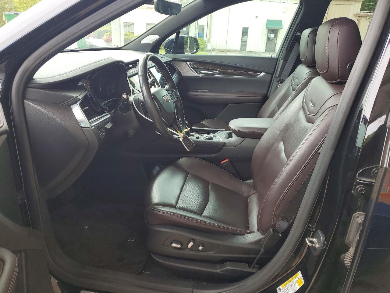 2021 CADILLAC XT6