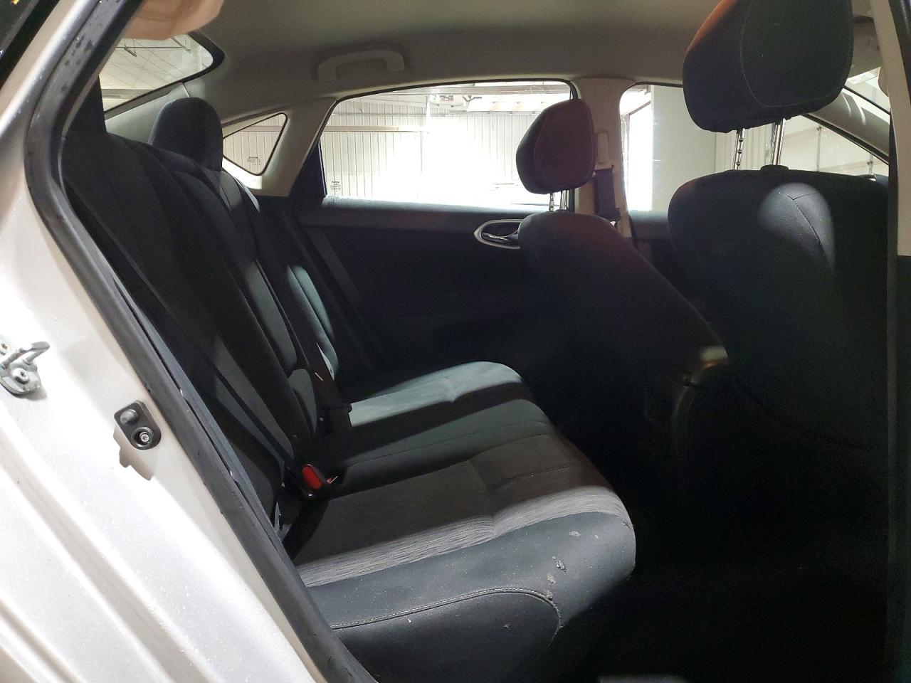 2015 NISSAN SENTRA