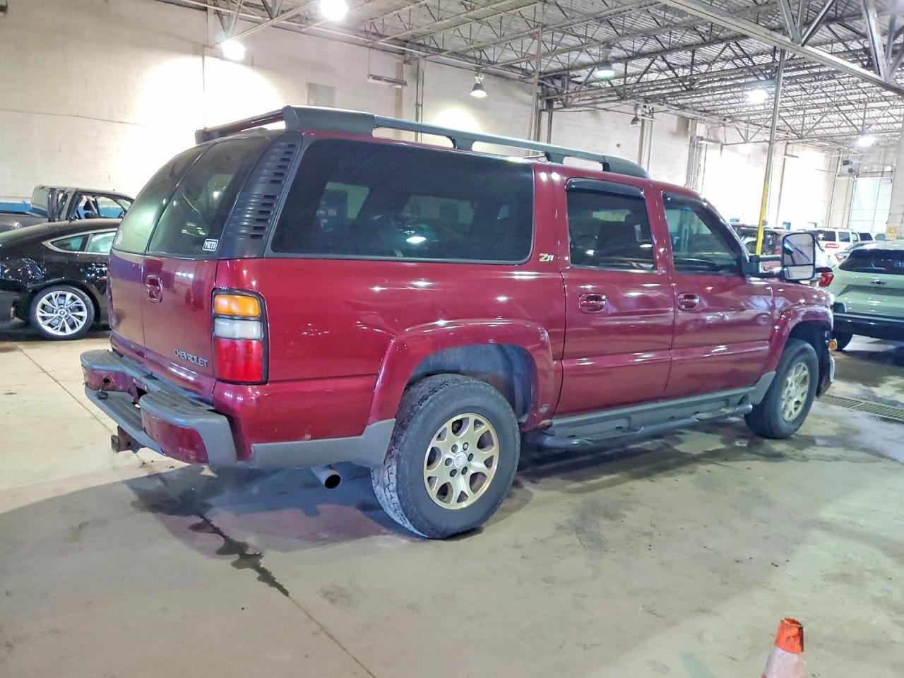 2004 CHEVROLET Suburban