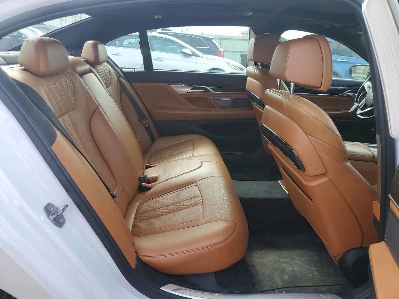 2016 BMW 7 series