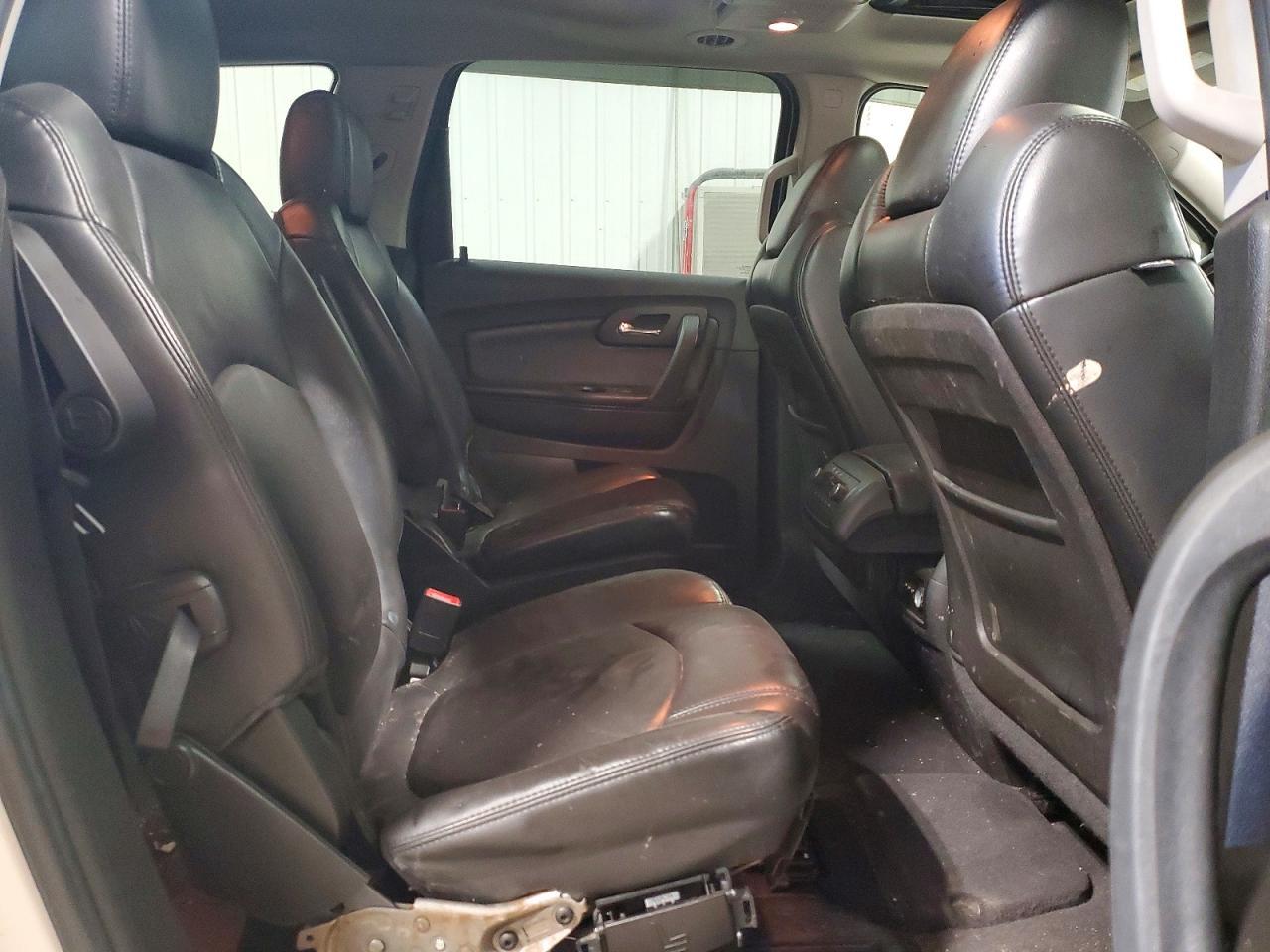 2011 CHEVROLET TRAVERSE