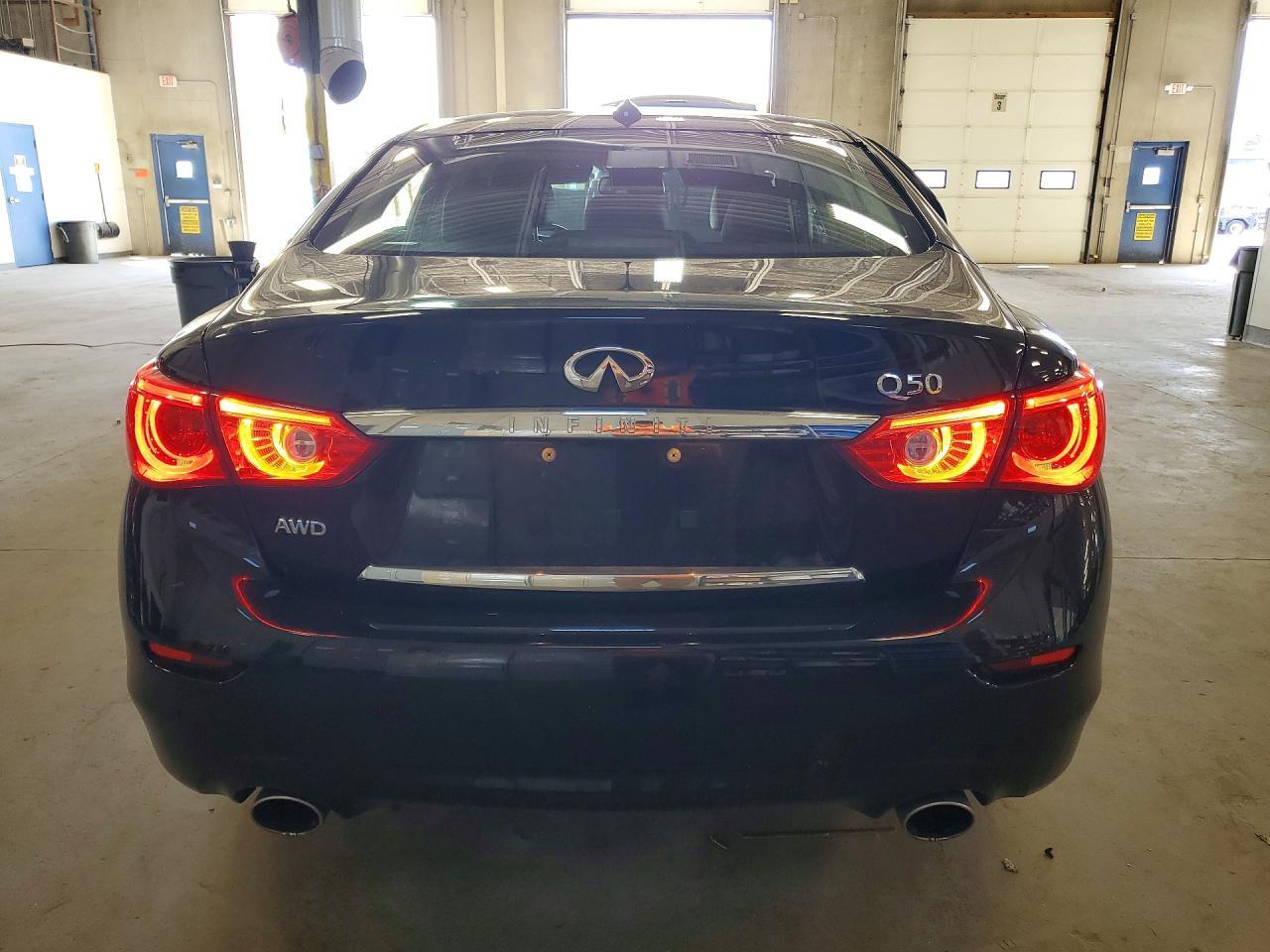 2016 INFINITI Q50