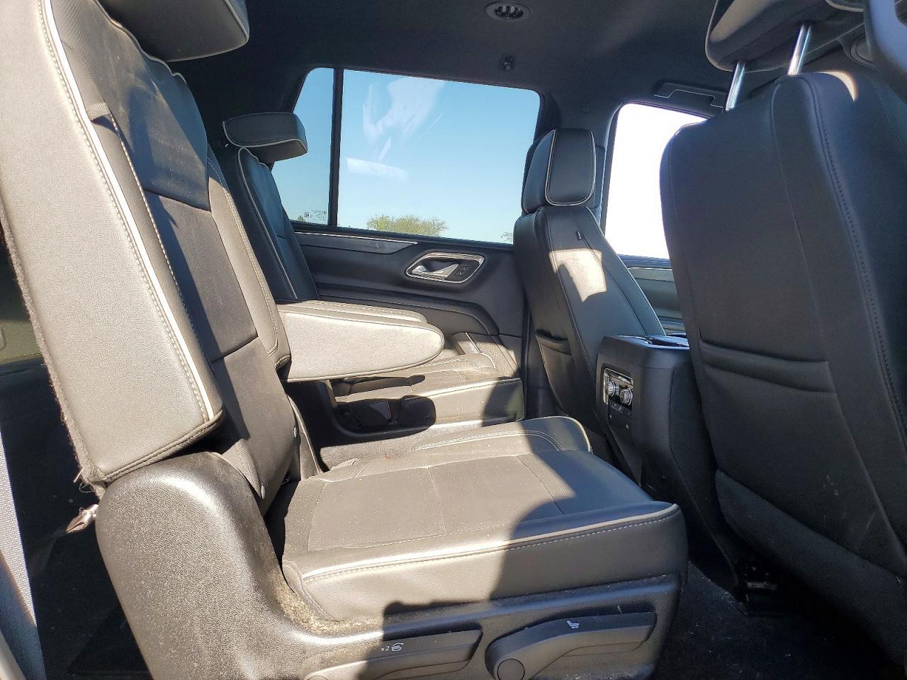 2024 GMC Yukon