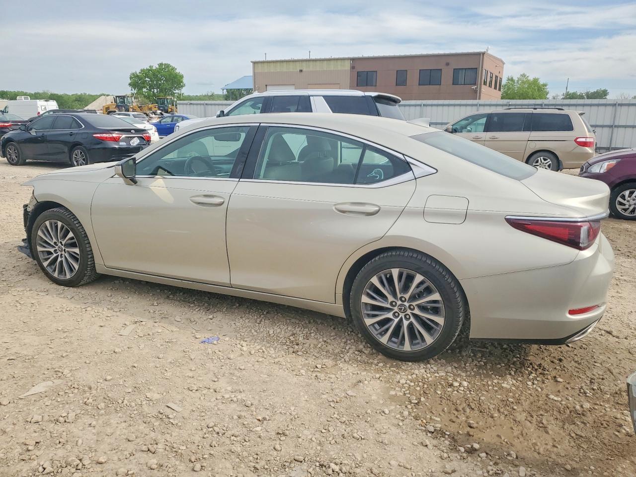 2019 LEXUS ES 350