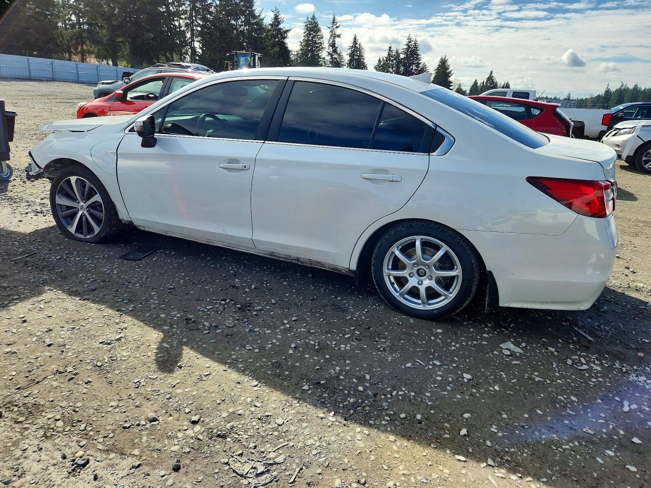 2016 SUBARU Legacy