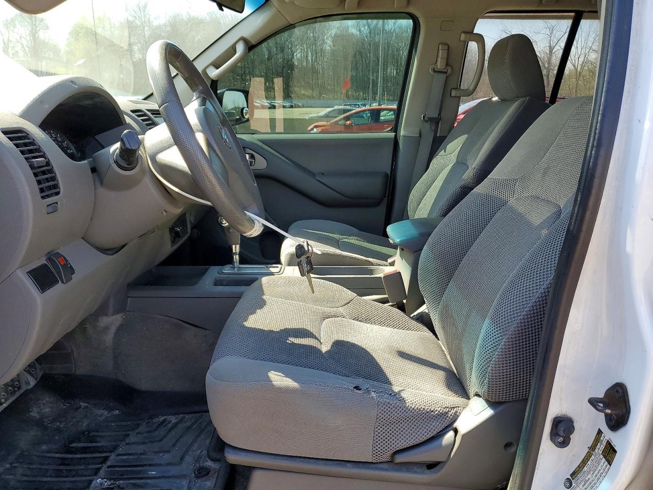 2012 NISSAN Frontier