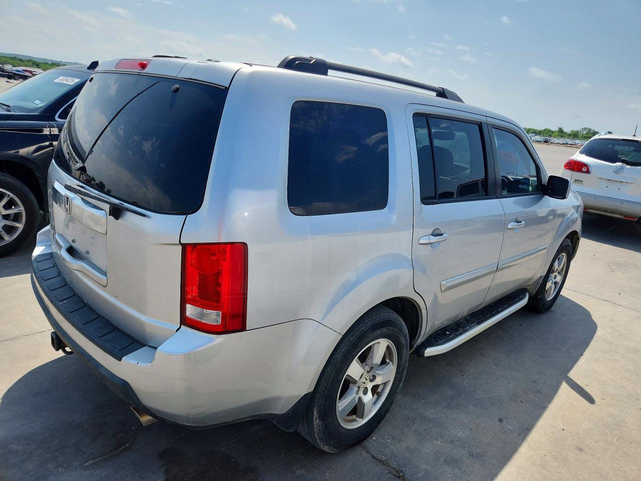 2011 HONDA PILOT