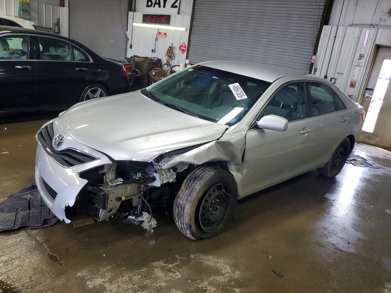 2010 TOYOTA CAMRY