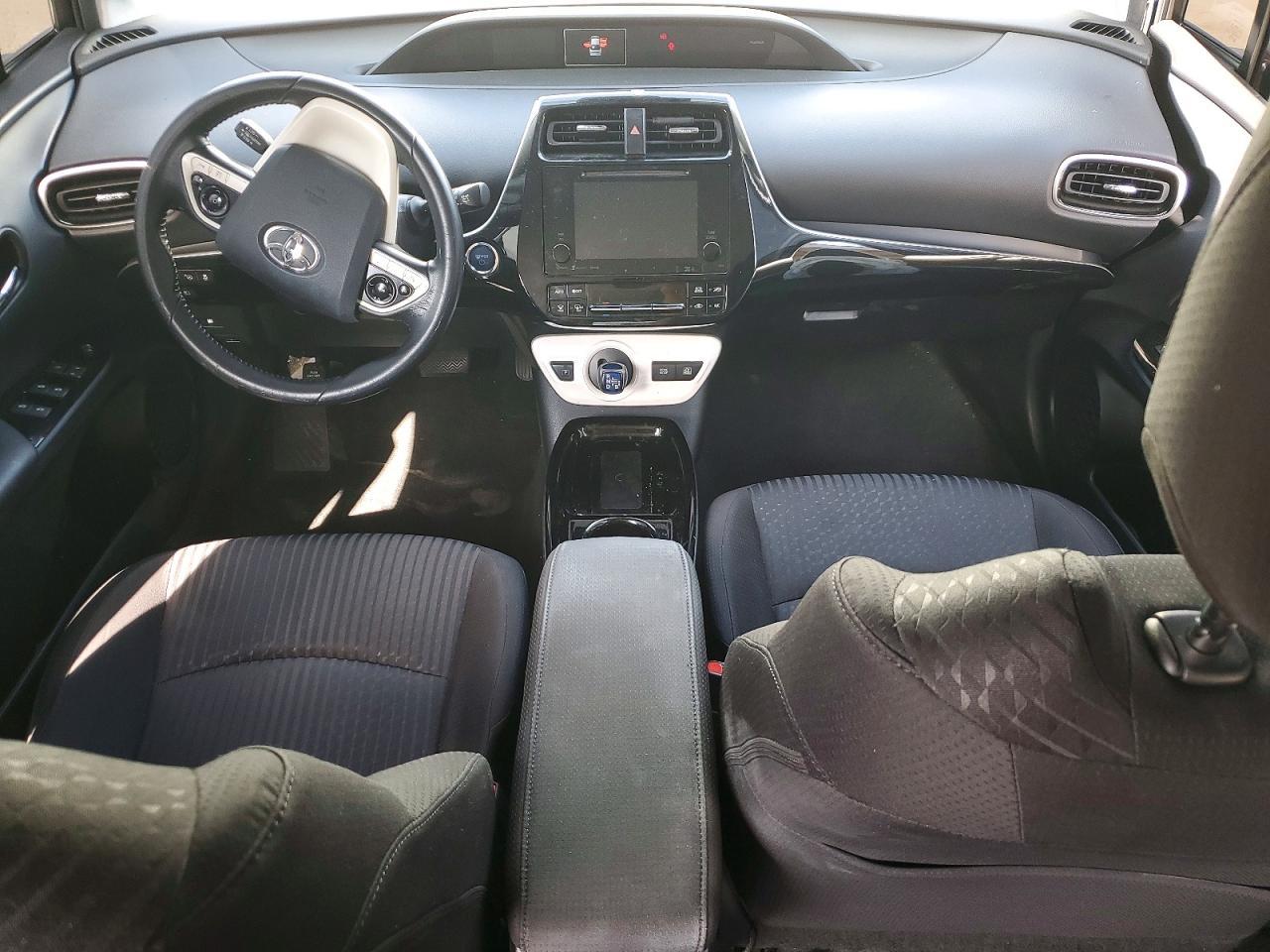 2018 TOYOTA PRIUS