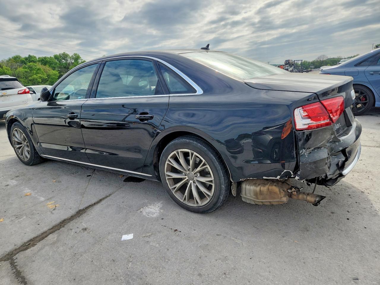 2014 AUDI A8