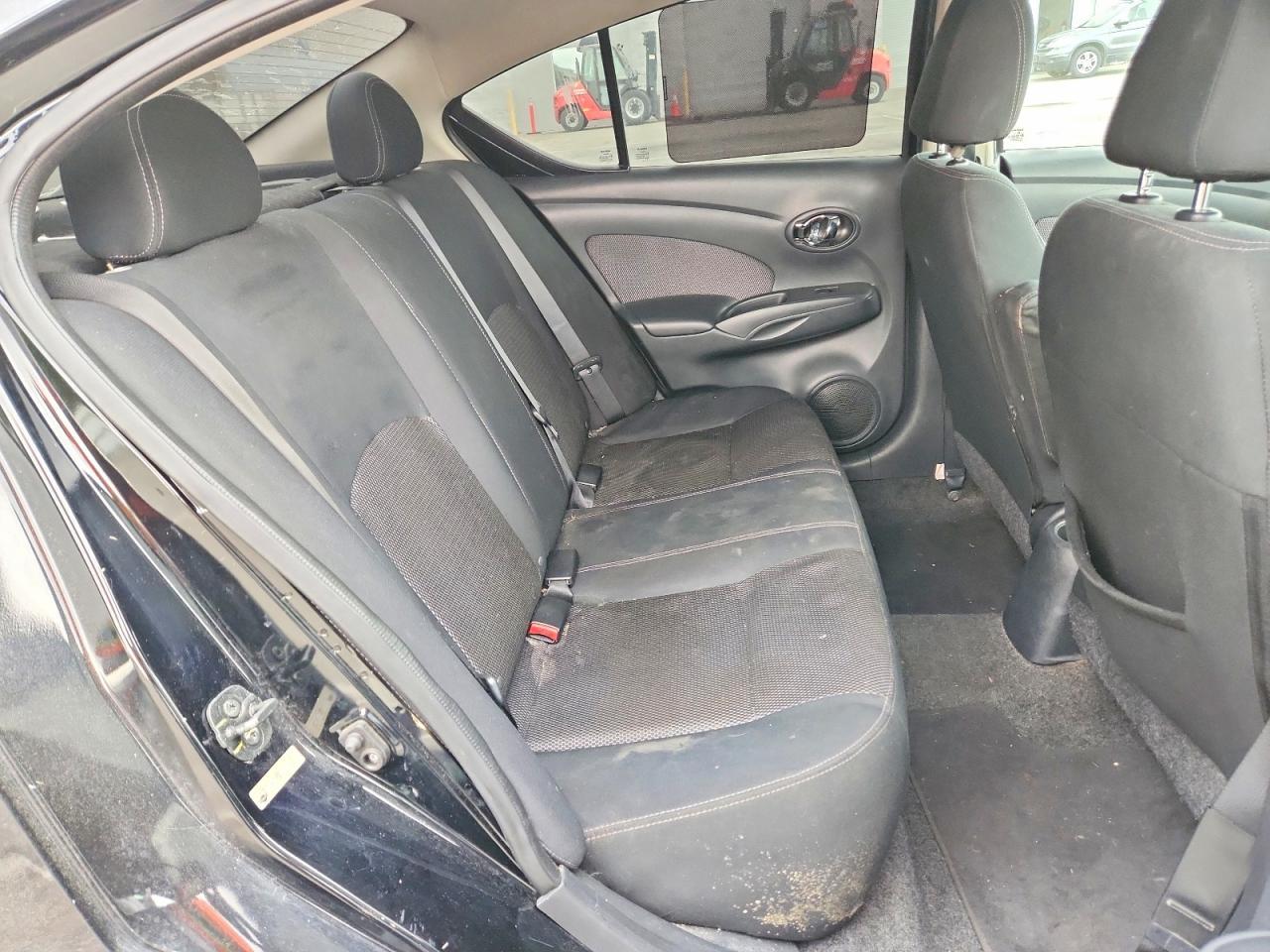 2015 NISSAN VERSA