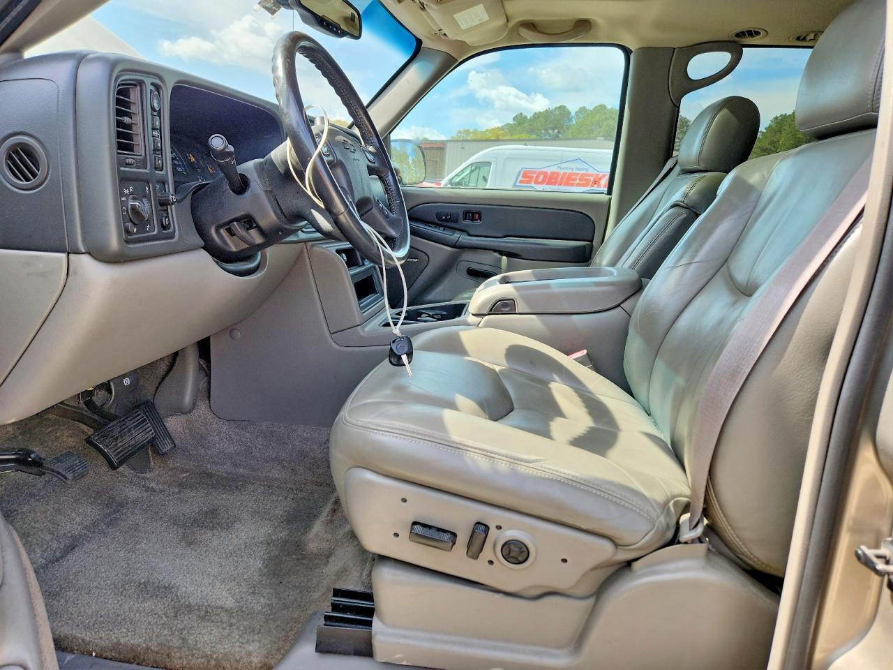 2003 CHEVROLET Suburban