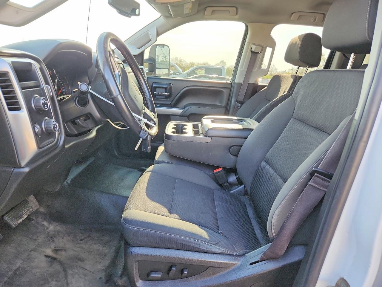 2015 CHEVROLET Silverado 2500