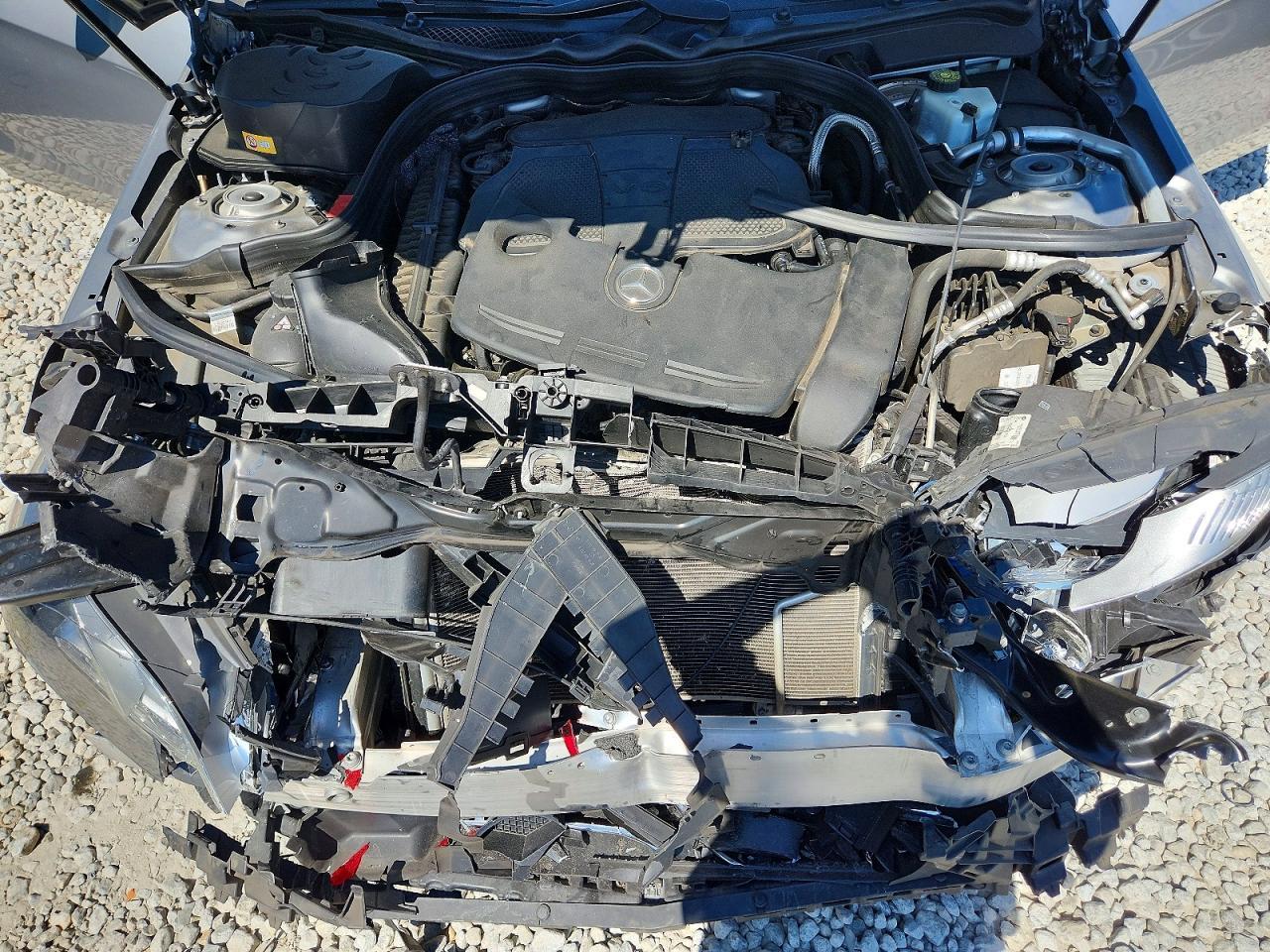 2015 MERCEDES-BENZ E-Class