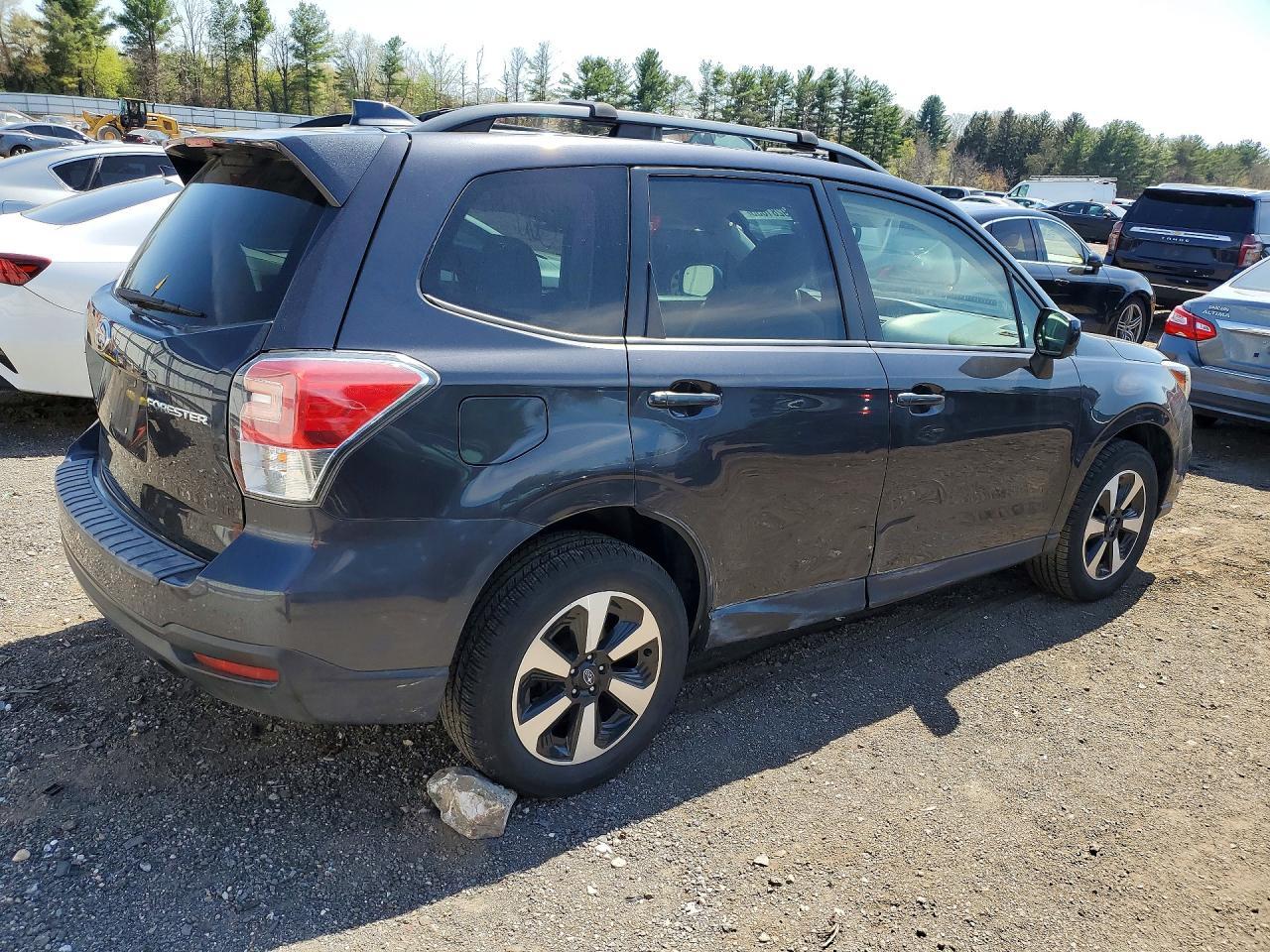 2018 SUBARU Forster