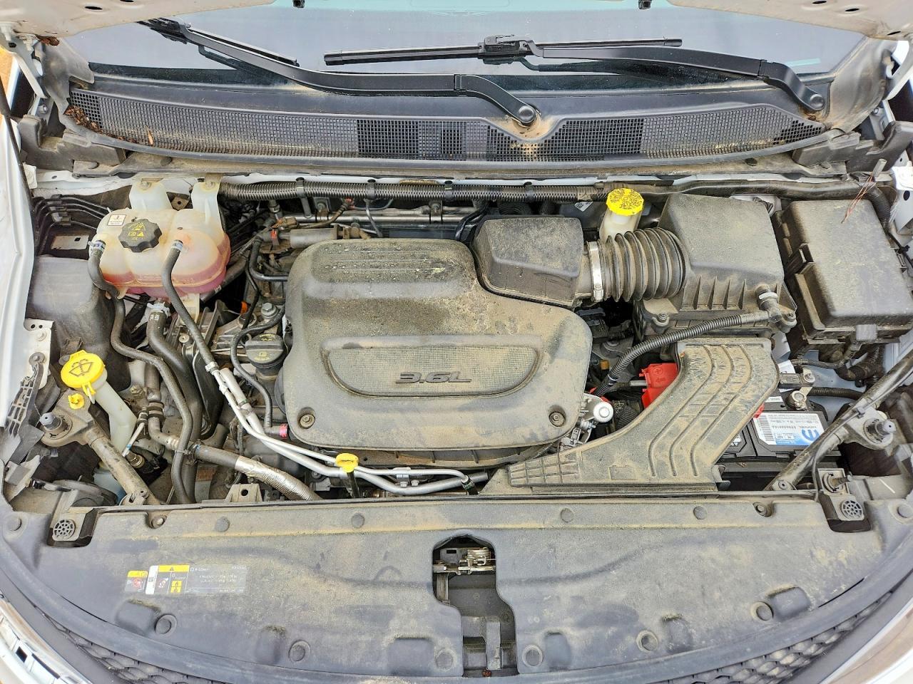 2024 CHRYSLER Voyager