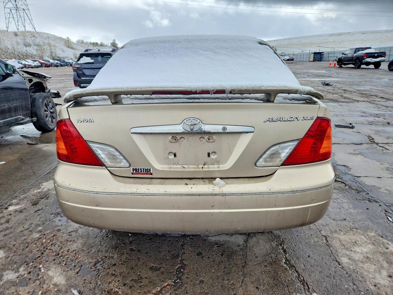 2002 TOYOTA Avalon