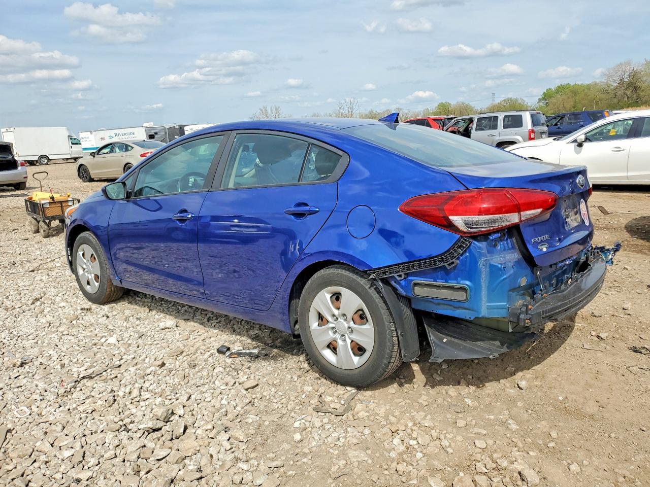 2017 KIA FORTE