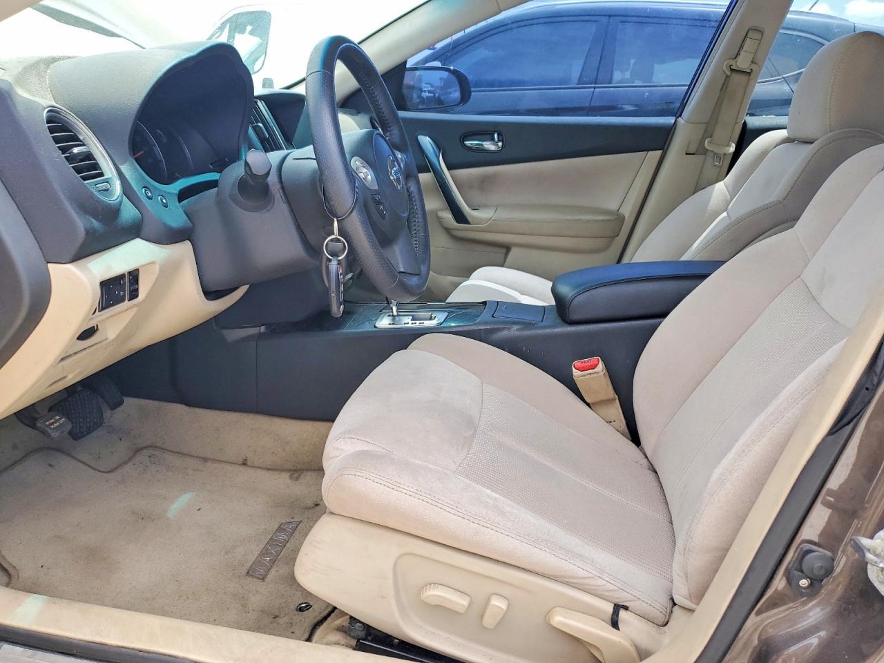 2013 NISSAN Maxima