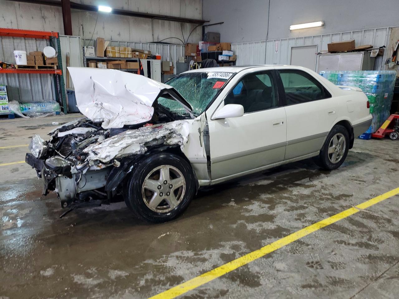 2001 TOYOTA CAMRY